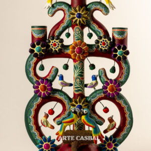 Árbol de guacamayas con 3 portavelas